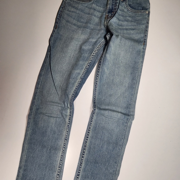 Levi's - Picture 2 of 6